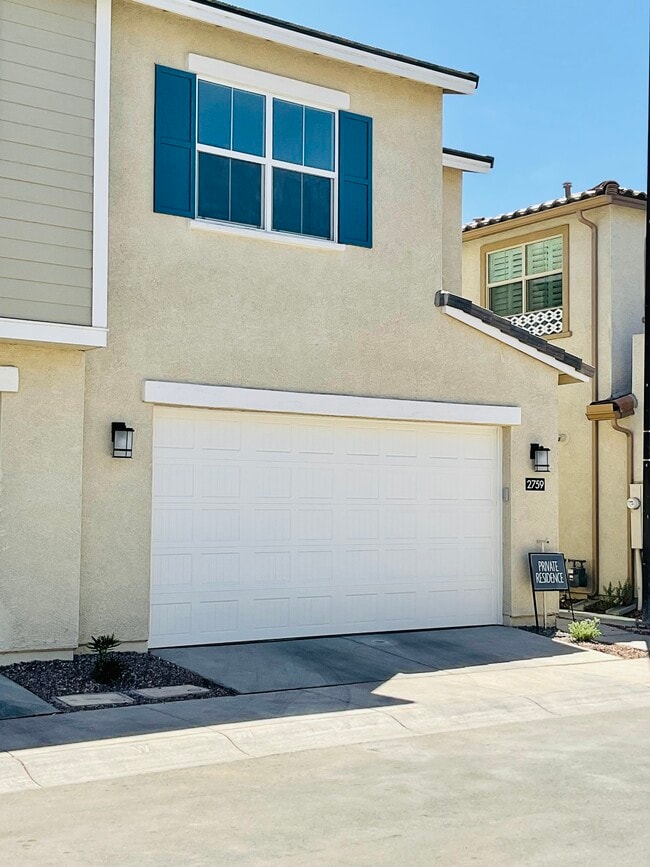 2759 S Jackrabbit Dr