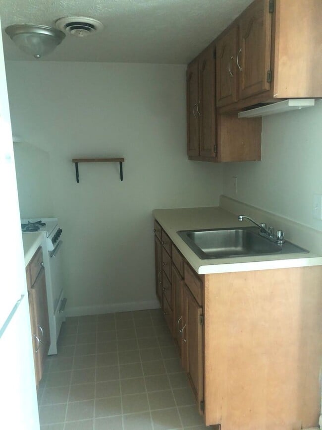 Photo - Brandon Ladd Apartments & Townhomes