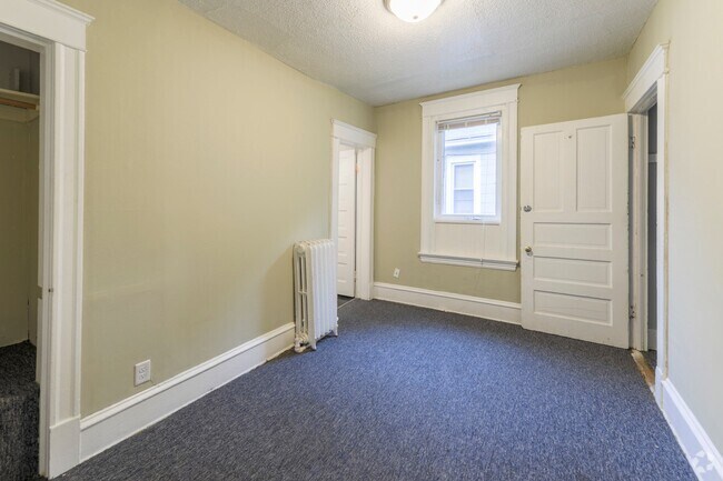 Building Photo - 2208-2210 Glenwood Ave Unit 2208 Glenwood Rental