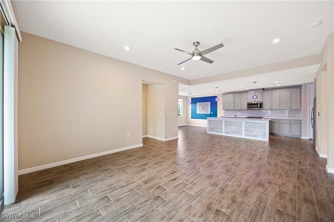 Photo - 4607 Arboretum Cir Unit 103