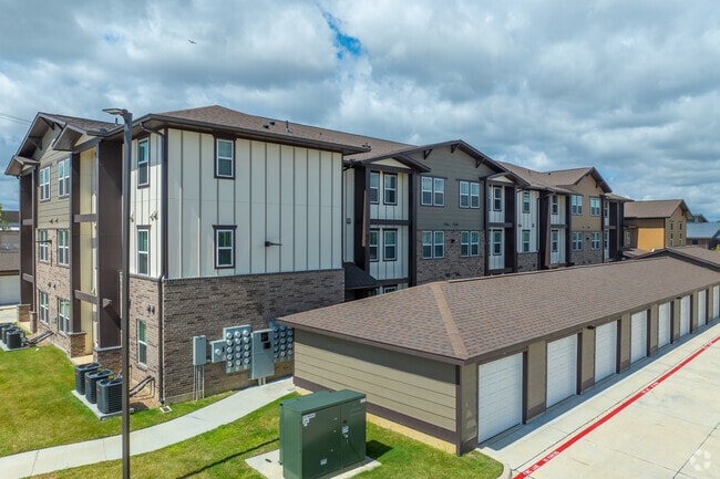 Alternate - Lapiz Flats Apartments