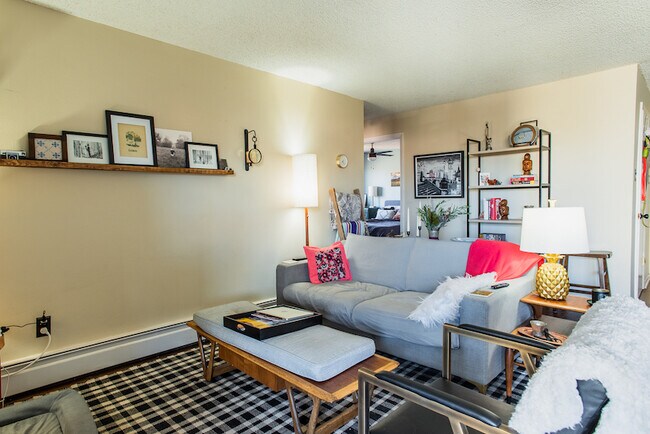 Photo - 1233 N Ogden St Unit 401