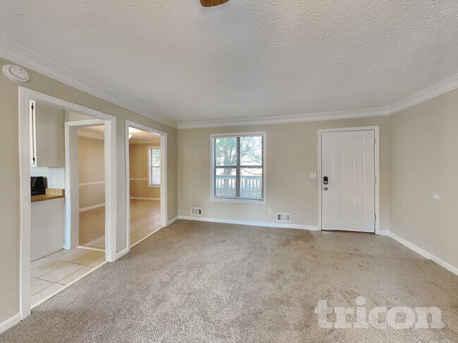 Photo - 5040 Sumit Wood Dr NW