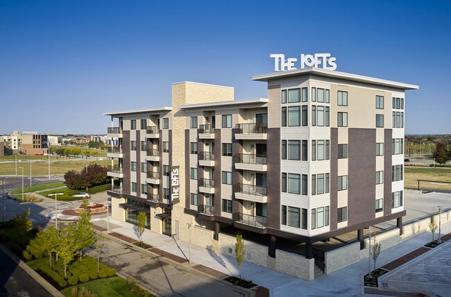 Photo - The Lofts at City Center