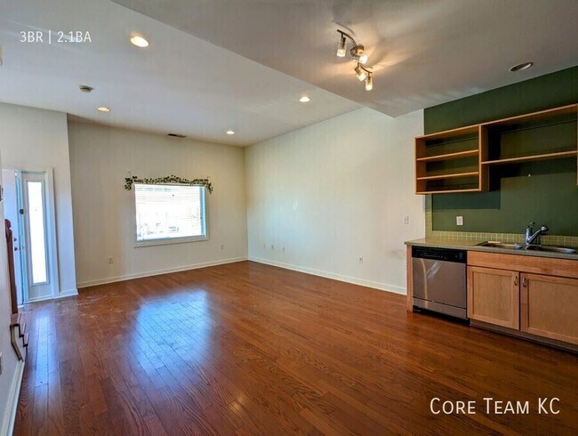 Photo - 2911 Cherry St Unit 601