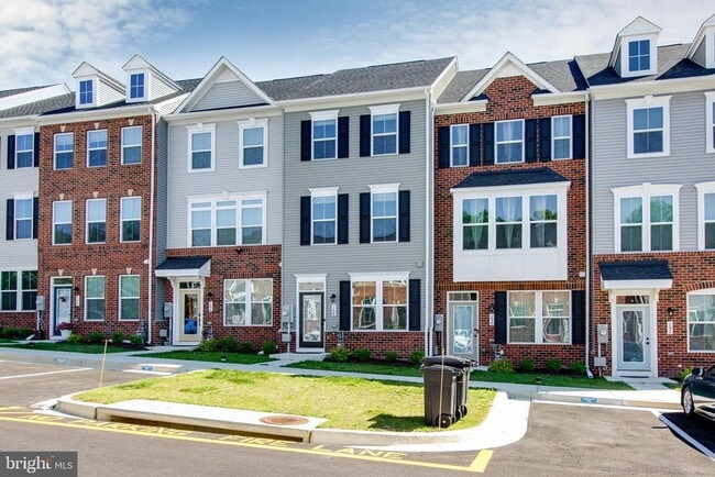 Building Photo - 188 Woodgate Cir