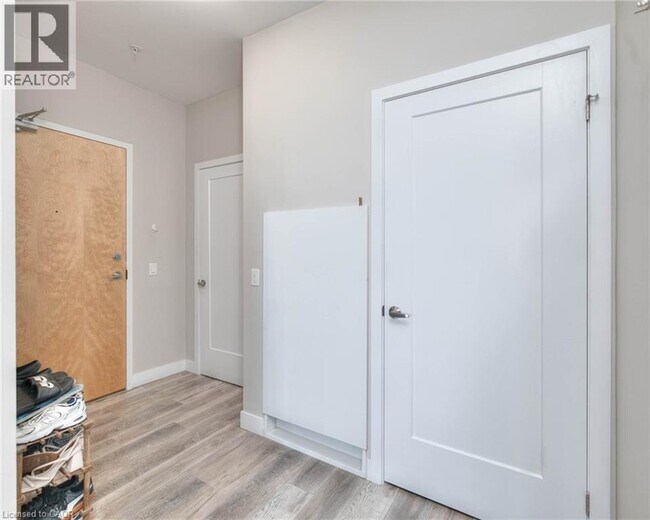 Photo - 100 Garment St Unité 802