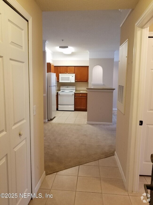 Building Photo - 8550 Touchton Rd Unit 323 Rental