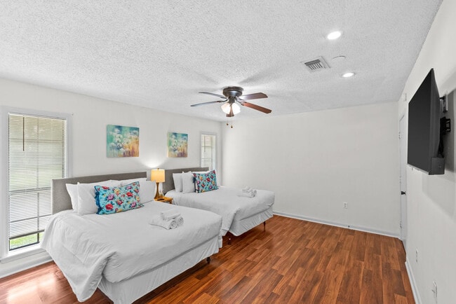 Photo - 12336 Perkins Rd Unidad SI ID1519872P