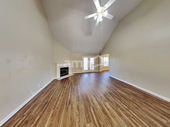 Photo - 204 Springbrook Blvd