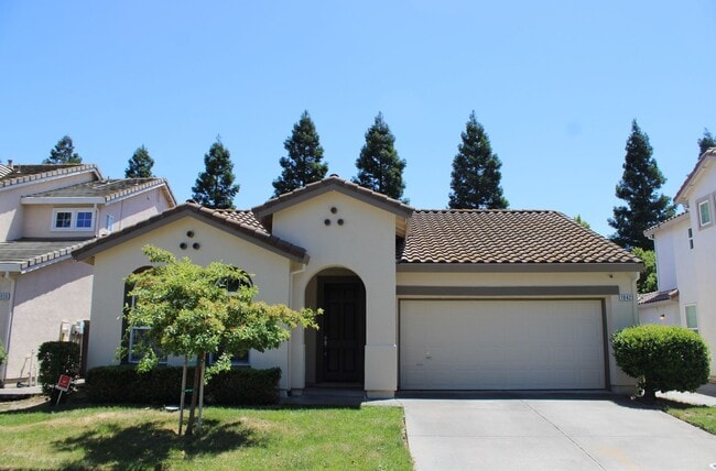 Photo - 1842 Ivycrest Way House