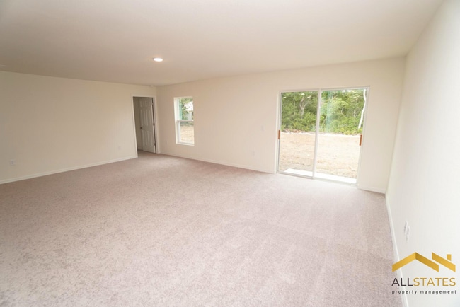 15932 SW 34th Court Rd