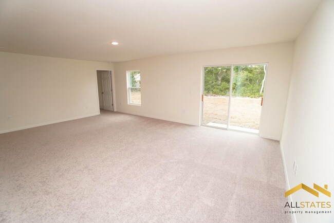 Photo - 15932 SW 34th Court Rd