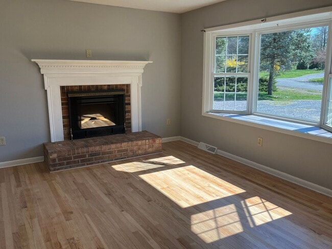 Photo - Home for rent in Weyers Cave