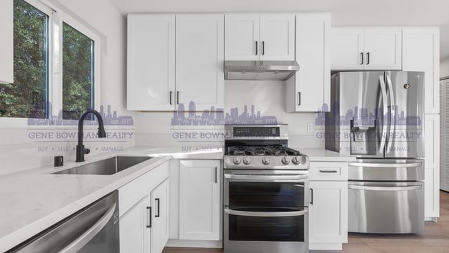 Building Photo - 6742-48 Waterman Ct