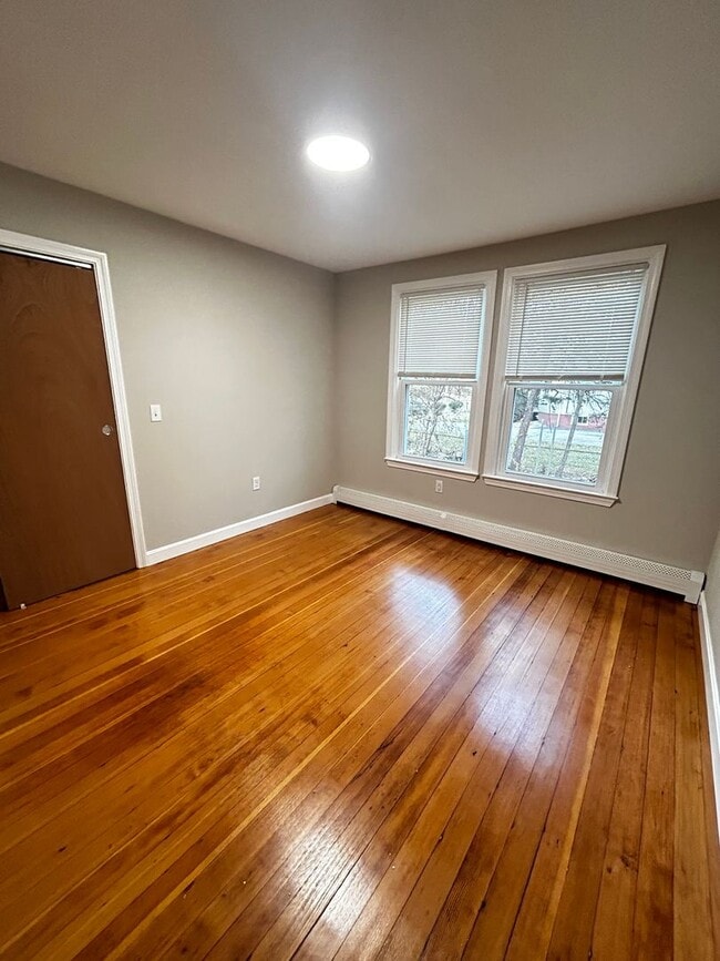 Photo - 176 Arnold Ave Unit 176 Arnold Ave  #1