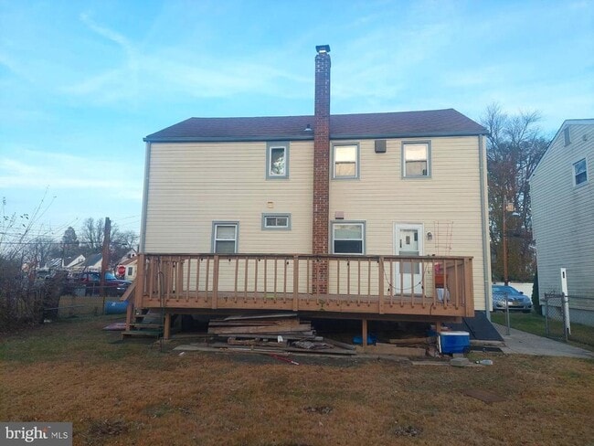 Building Photo - 1128 Howard Ave