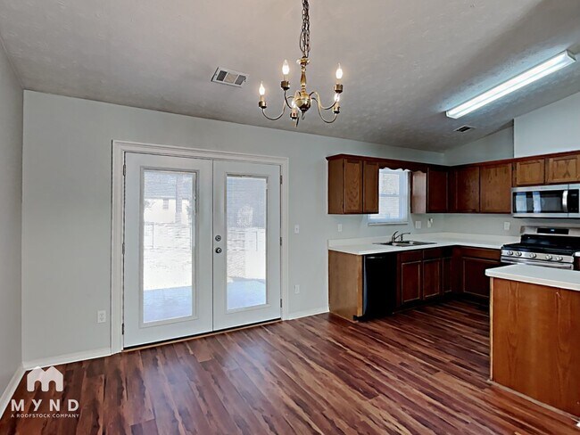 Photo - 6454 Eastbriar Dr