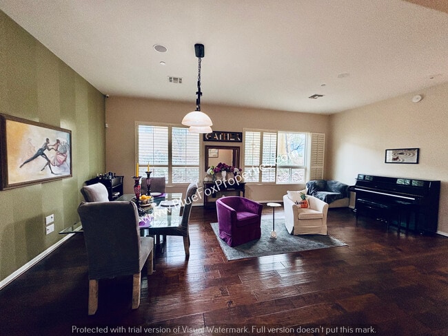 Photo - 732 W Burntwater Dr