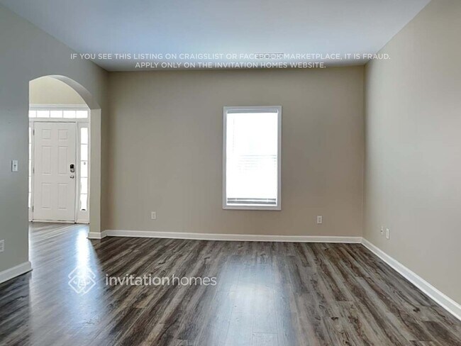 Photo - 3940 Lakeside Blvd