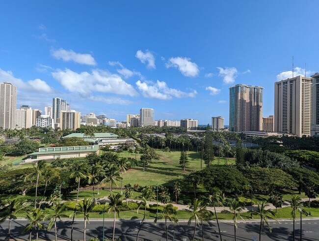 Photo - 1329 Unidad 909