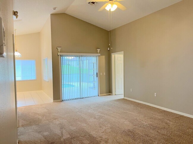 Photo - 509 Hillcrest Dr