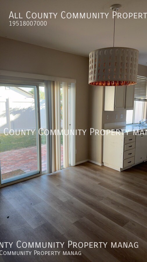 Photo - 42176 Chestnut Dr