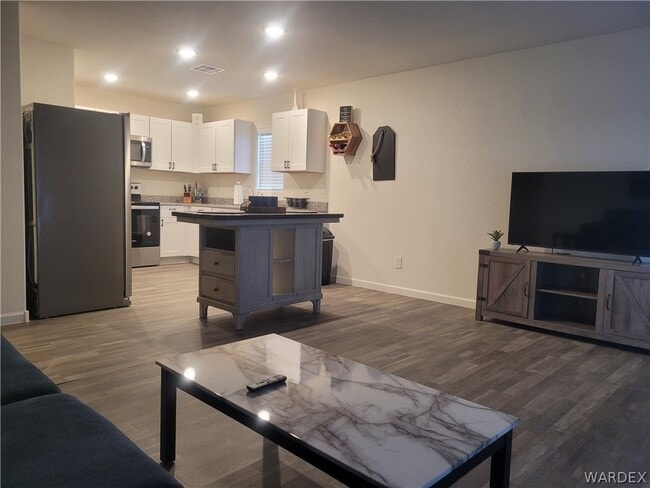 Photo - 2198 E Arapaho Rd