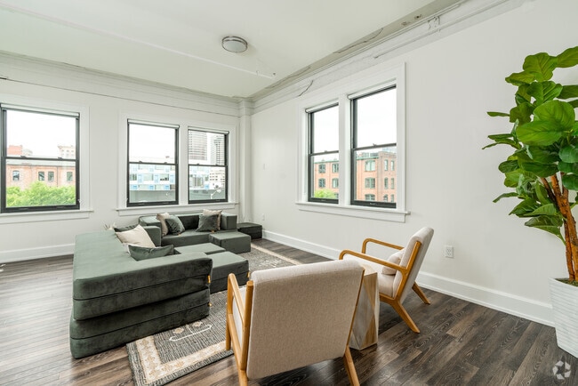 The Standard @ 174 E Long Street