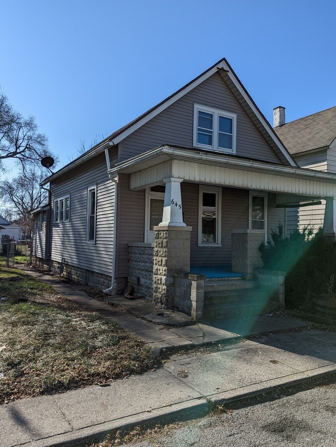 Fifth St. - Fifth St.