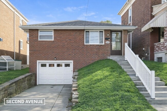 Building Photo - 426 Gilmore Ave