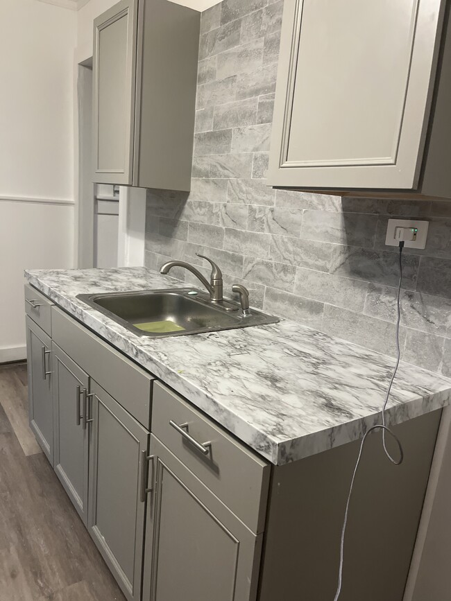Building Photo - 529 Linden Ave Unit 529 Rental