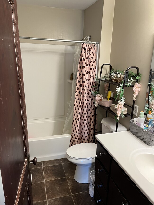 Photo - 1301 Fulton St W