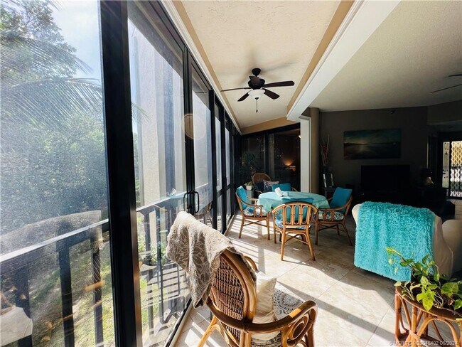 Photo - 221 NE Plantation Rd Unit 215