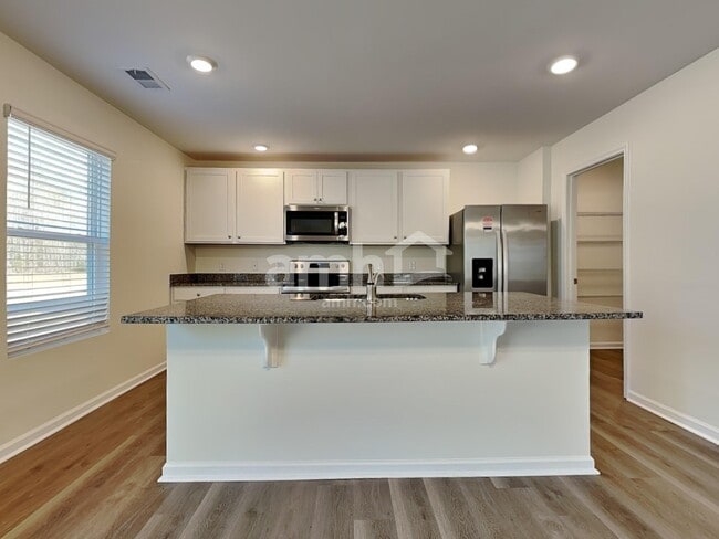 Photo - 152 Tobago Cir