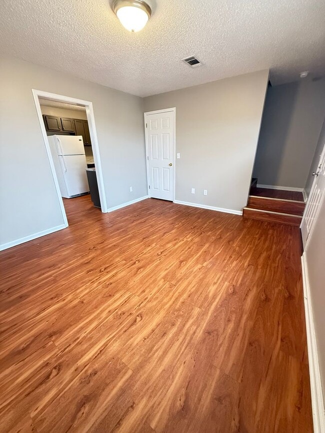 Photo - 214 Olive St Unit A