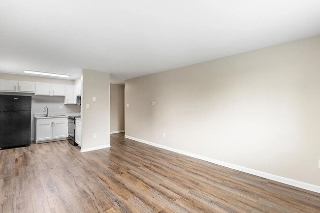 Photo - 1170 S Allison St Unidad 1170-04