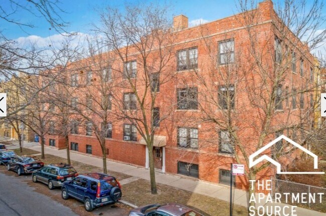 Photo - 2612 W Gunnison St Unit 2