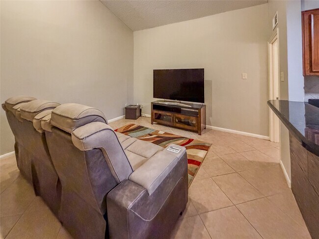 Photo - 2574 Marilee Ln Unit 23