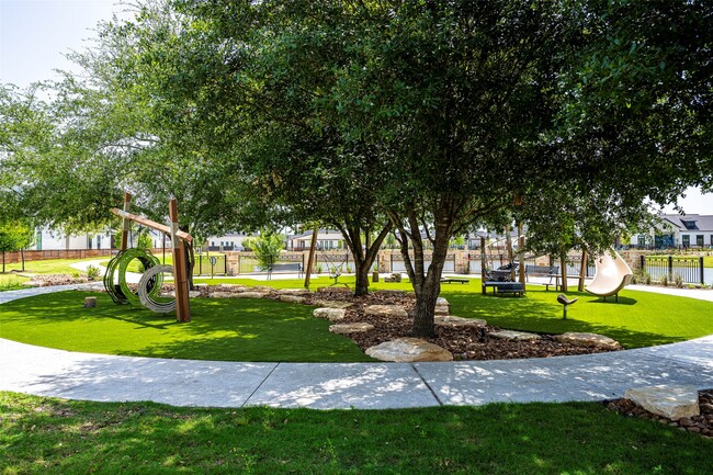 Building Photo - 15026 Sparrows Nest Ln