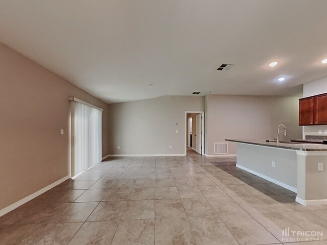 Photo - 14107 Covert Green Pl