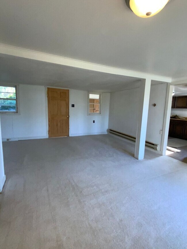 Photo - 1261 Newport Rd Unidad 1261 NEWPORT RD-HOUSE