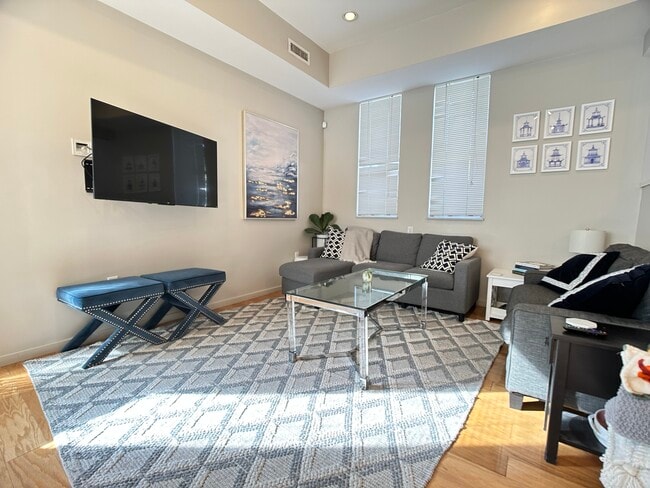 Photo - 95 Glenville Ave