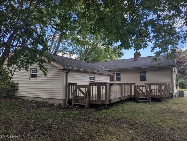 Photo - 602 Longmere Dr