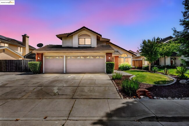 Photo - 4820 Ridgeview Dr House
