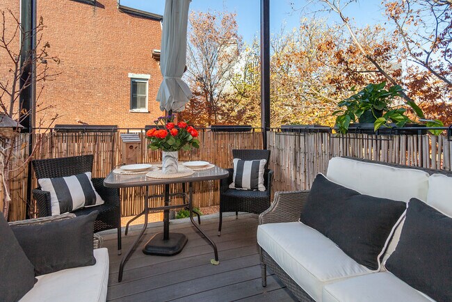 Photo - 495 Columbus Ave Unidad 2