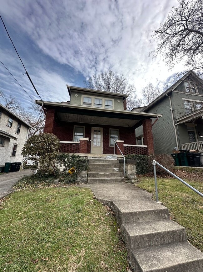 Building Photo - 3256 Glendora Ave