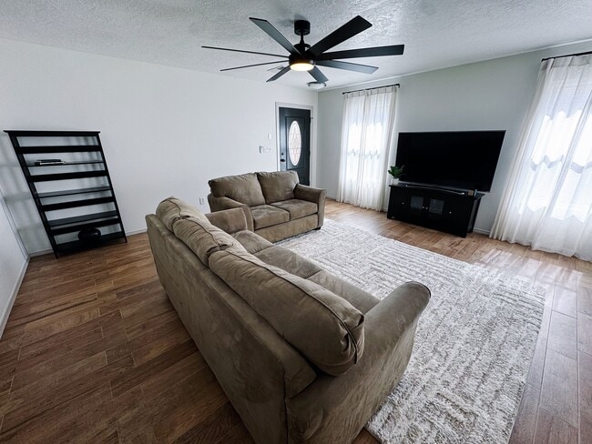 Photo - 7520 Button Quail Ave NW