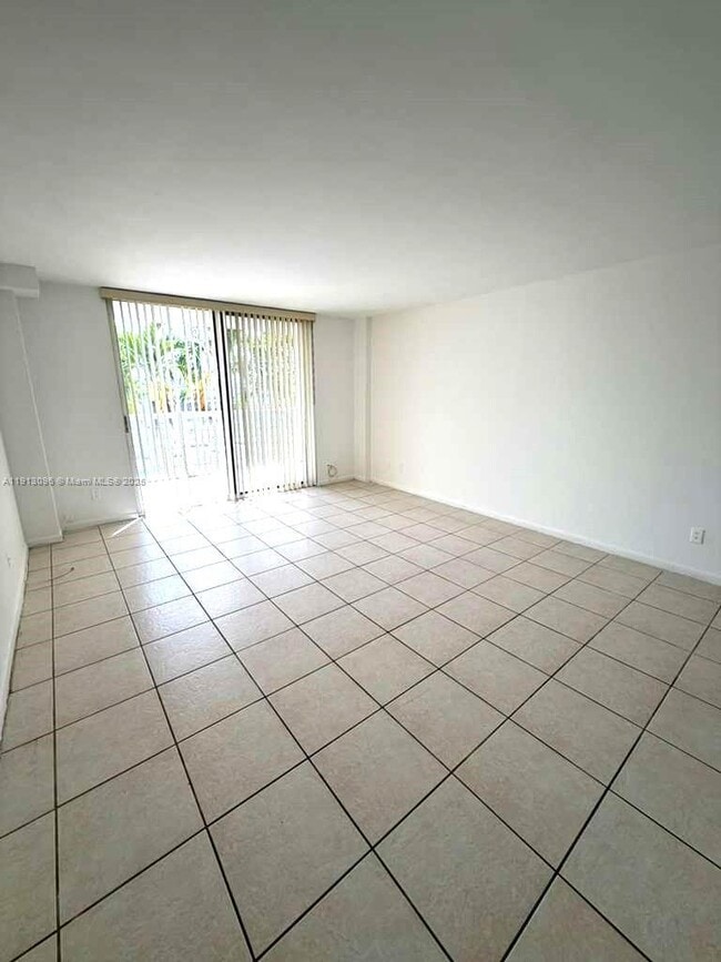 Photo - 13499 Biscayne Blvd Unidad 504