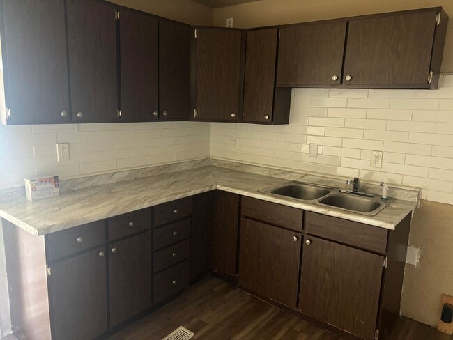 Photo - Spacious 3BD/1BA